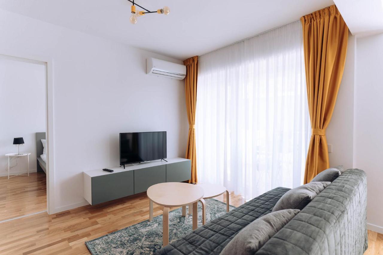 Flamingo Suites Oradea Exterior foto